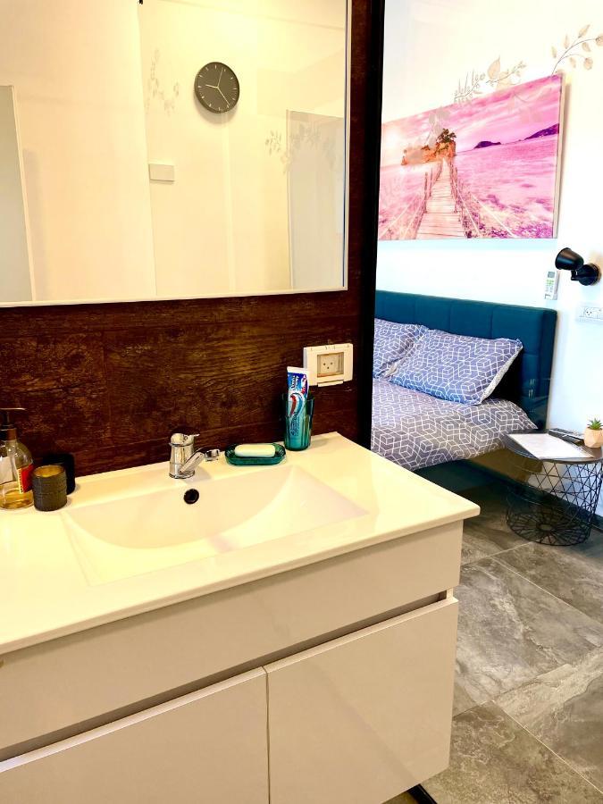 Sea View Cozy Apartment Хайфа Экстерьер фото